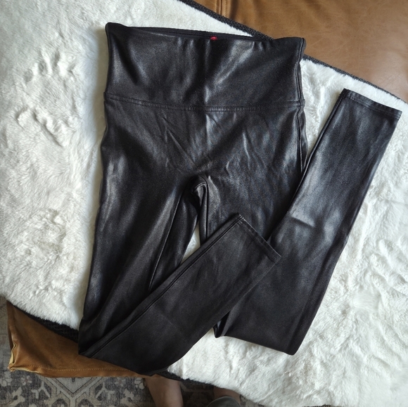 SPANX Pants - SPANXshape Faux Leather Leggings Size Small